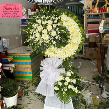 Lẵng Hoa Viếng Mẫu 2