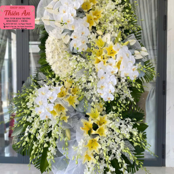 Lẵng Hoa Viếng Mẫu 7