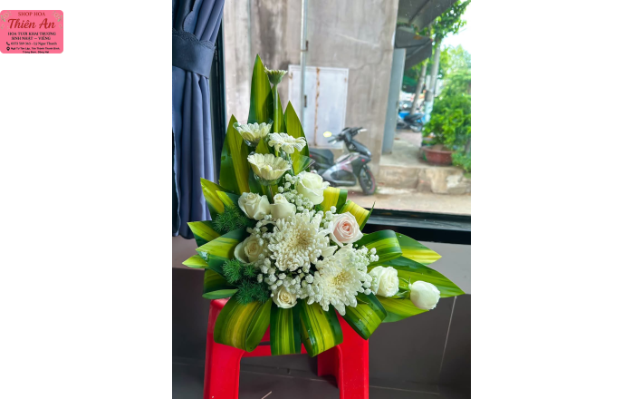 Hoa viếng mẫu 11
